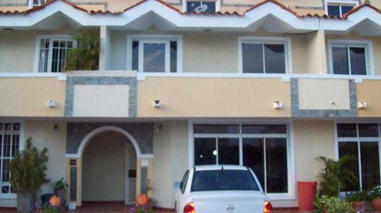 Foto Casa en Venta en Maracaibo, Zulia - BsF 1.400.000 - CAV22251 - BienesOnLine