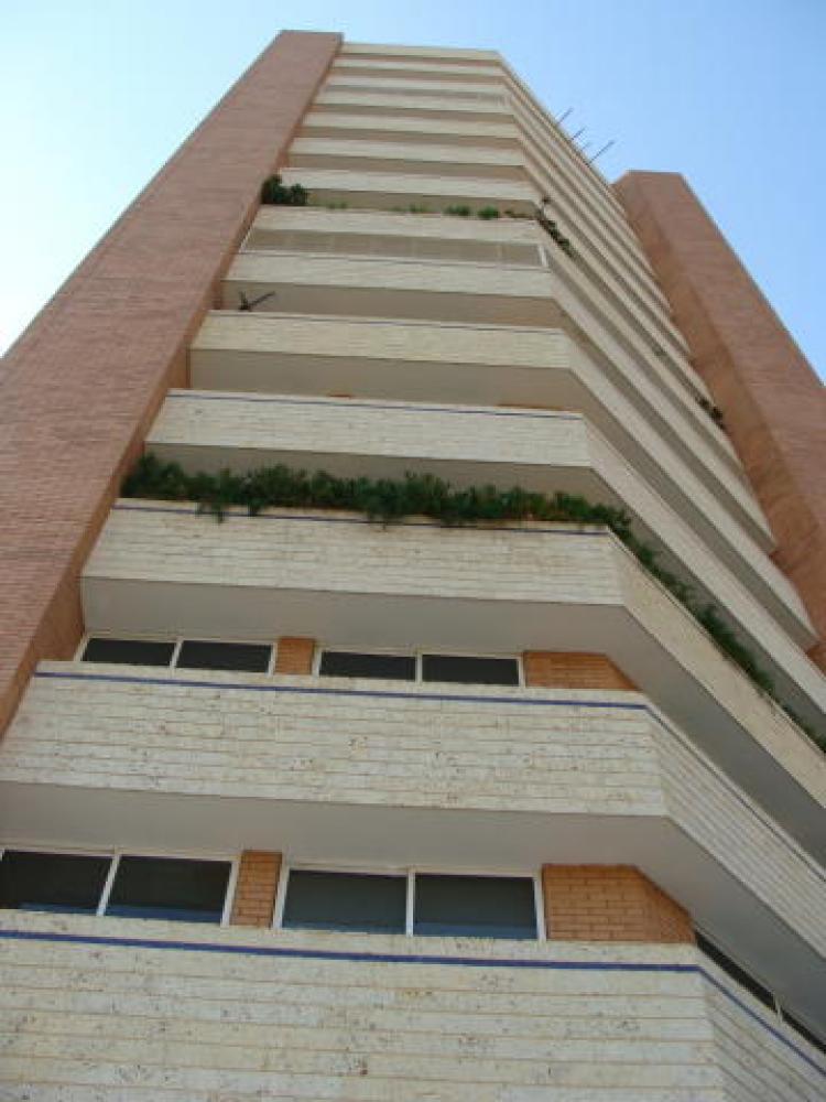 Foto Apartamento en Venta en Maracaibo, Zulia - BsF 1.880.000 - APV24916 - BienesOnLine