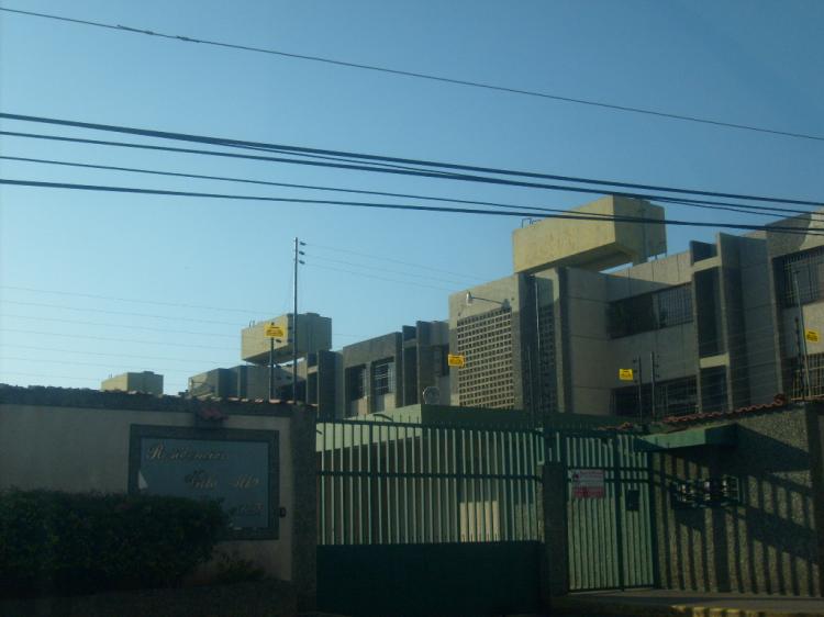 Foto Apartamento en Venta en Cumbres de Maracaibo, Maracaibo, Zulia - BsF 480.000 - APV19003 - BienesOnLine