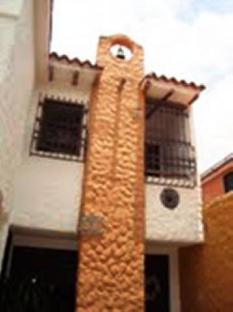 Foto Casa en Venta en Urb El Bosque, Valencia, Carabobo - BsF 1.420.000 - CAV37010 - BienesOnLine