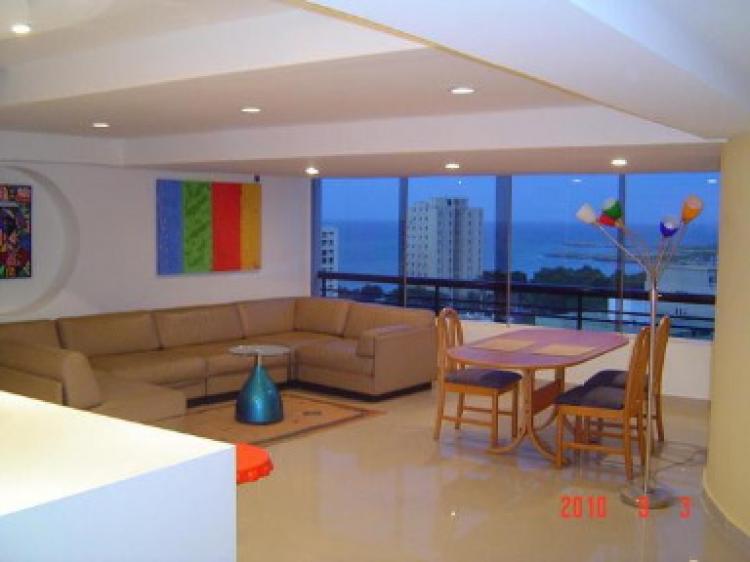 Foto Apartamento en Venta en CARABALLEDA, Caraballeda, Vargas - BsF 1.650.000 - APV44003 - BienesOnLine