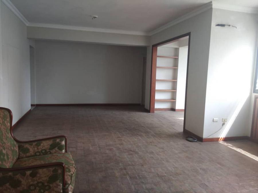 Foto Apartamento en Venta en Valencia, El bosque, Carabobo - U$D 45.000 - APV192260 - BienesOnLine