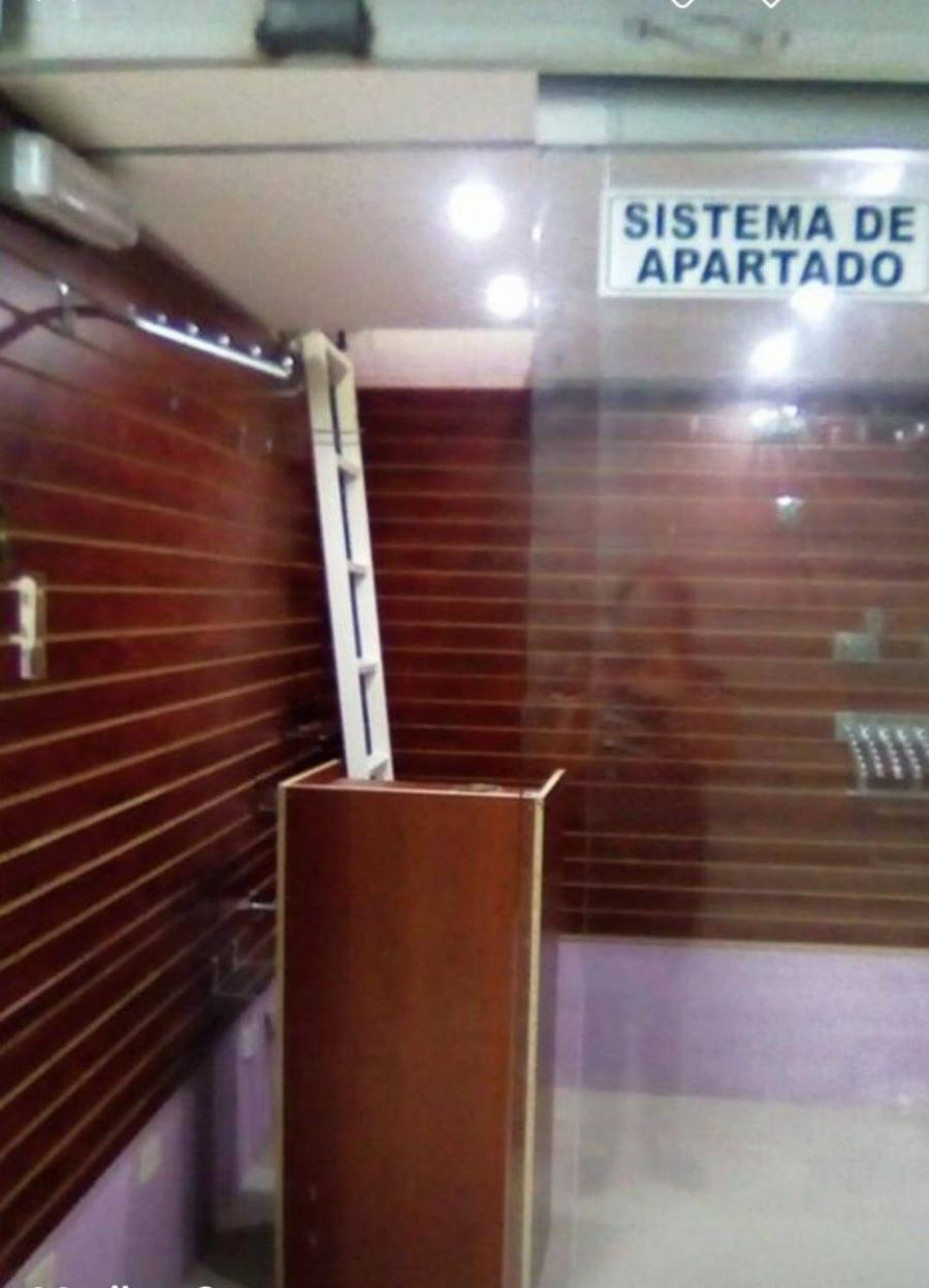 Foto Local en Venta en Valencia, Carabobo - U$D 11.900 - LOV213114 - BienesOnLine