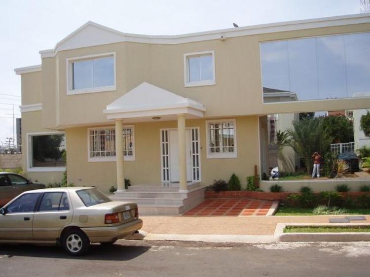 Foto Casa en Venta en Maracaibo, Zulia - BsF 2.300.000 - CAV39803 - BienesOnLine