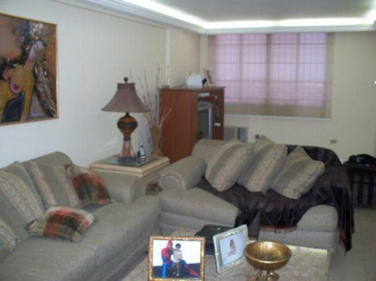 Foto Apartamento en Venta en Maracaibo, Zulia - BsF 530.000 - APV23373 - BienesOnLine