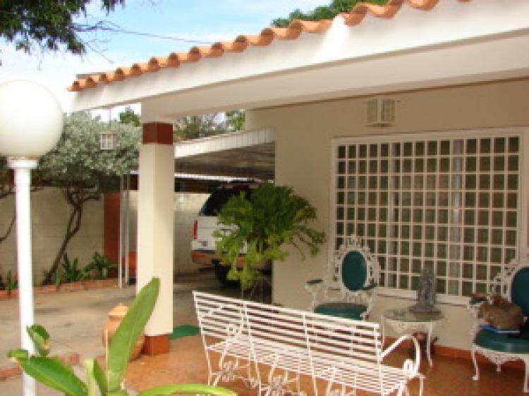 Foto Casa en Venta en Urb. La Victoria, Maracaibo, Zulia - BsF 745.000 - CAV27404 - BienesOnLine