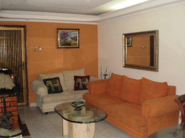Foto Apartamento en Venta en Maracaibo, Zulia - BsF 390.000 - APV27018 - BienesOnLine