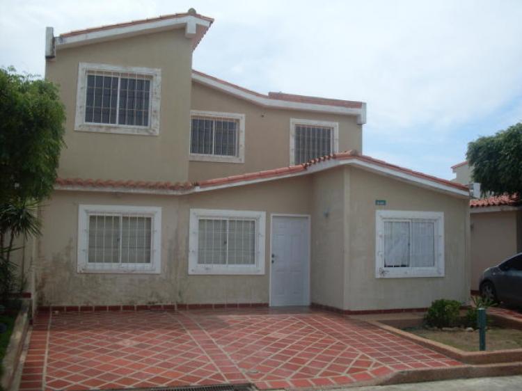 Foto Casa en Alquiler en Maracaibo, Zulia - BsF 10.000 - CAA23020 - BienesOnLine