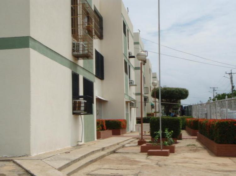 Foto Apartamento en Venta en Maracaibo, Zulia - BsF 380.000 - APV34373 - BienesOnLine