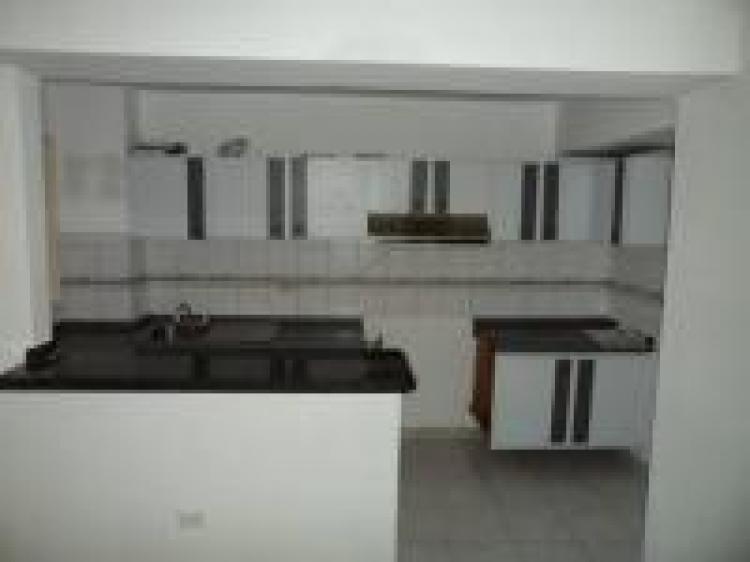 Foto Apartamento en Venta en Maracaibo, Zulia - BsF 400.000 - APV35090 - BienesOnLine