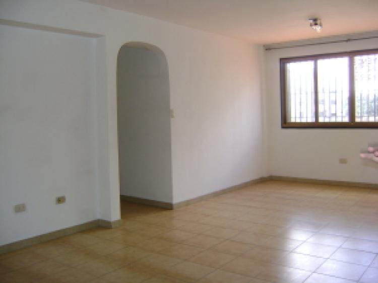 Foto Apartamento en Venta en Maracay, Aragua - BsF 800.000 - APV37710 - BienesOnLine