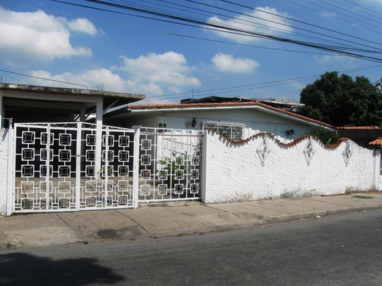 Foto Casa en Venta en Av. Fuerzas Areas, Maracay, Aragua - BsF 1.800.000 - CAV38219 - BienesOnLine