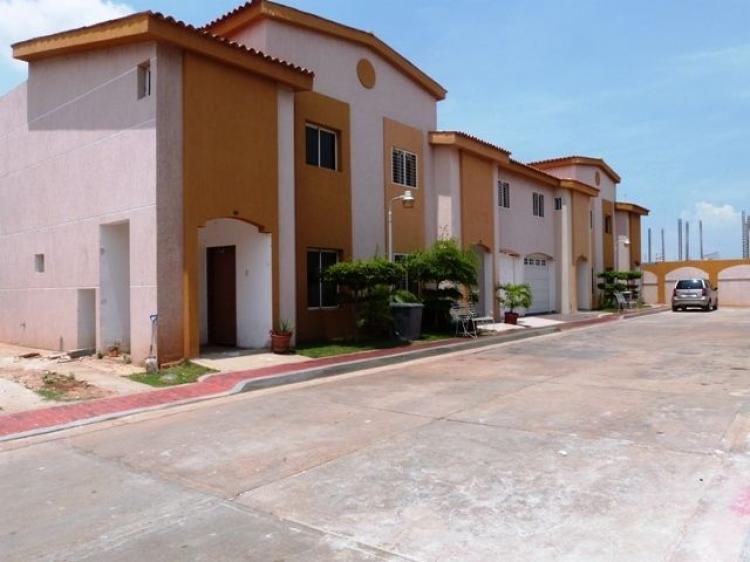 Foto Casa en Venta en Maracaibo, Zulia - BsF 2.000.000 - CAV42930 - BienesOnLine