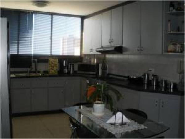 Foto Apartamento en Venta en Indio Mara, Maracaibo, Zulia - BsF 1.250.000 - APV44425 - BienesOnLine
