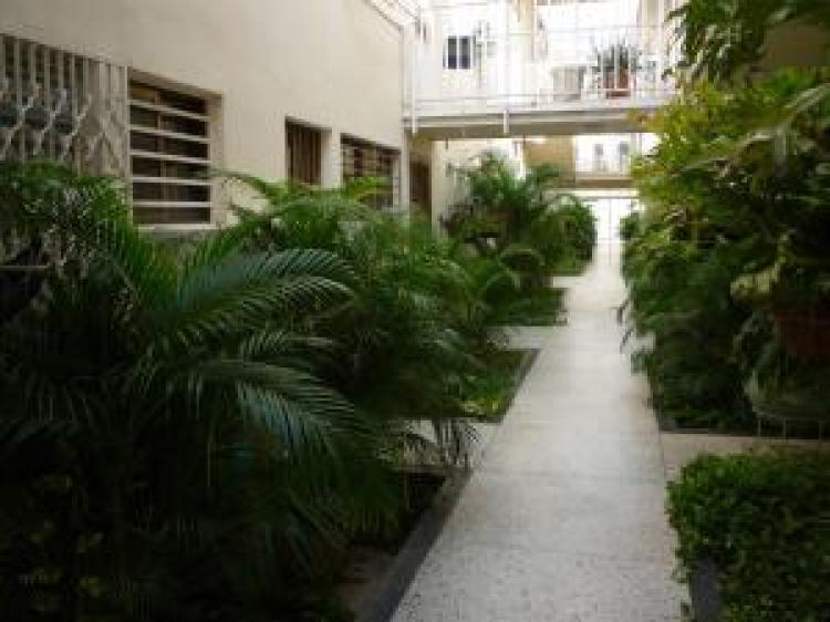 Foto Apartamento en Venta en Monte Claro, Maracaibo, Zulia - BsF 1.100.000 - APV47134 - BienesOnLine