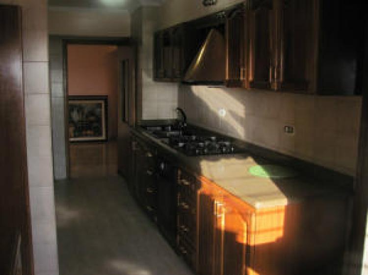 Foto Apartamento en Venta en Av. Bella Vista, Maracaibo, Zulia - BsF 1.800.000 - APV47656 - BienesOnLine