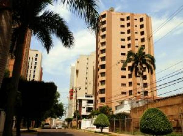Foto Apartamento en Venta en Av. El Milagro, Maracaibo, Zulia - BsF 2.800.000 - APV47638 - BienesOnLine