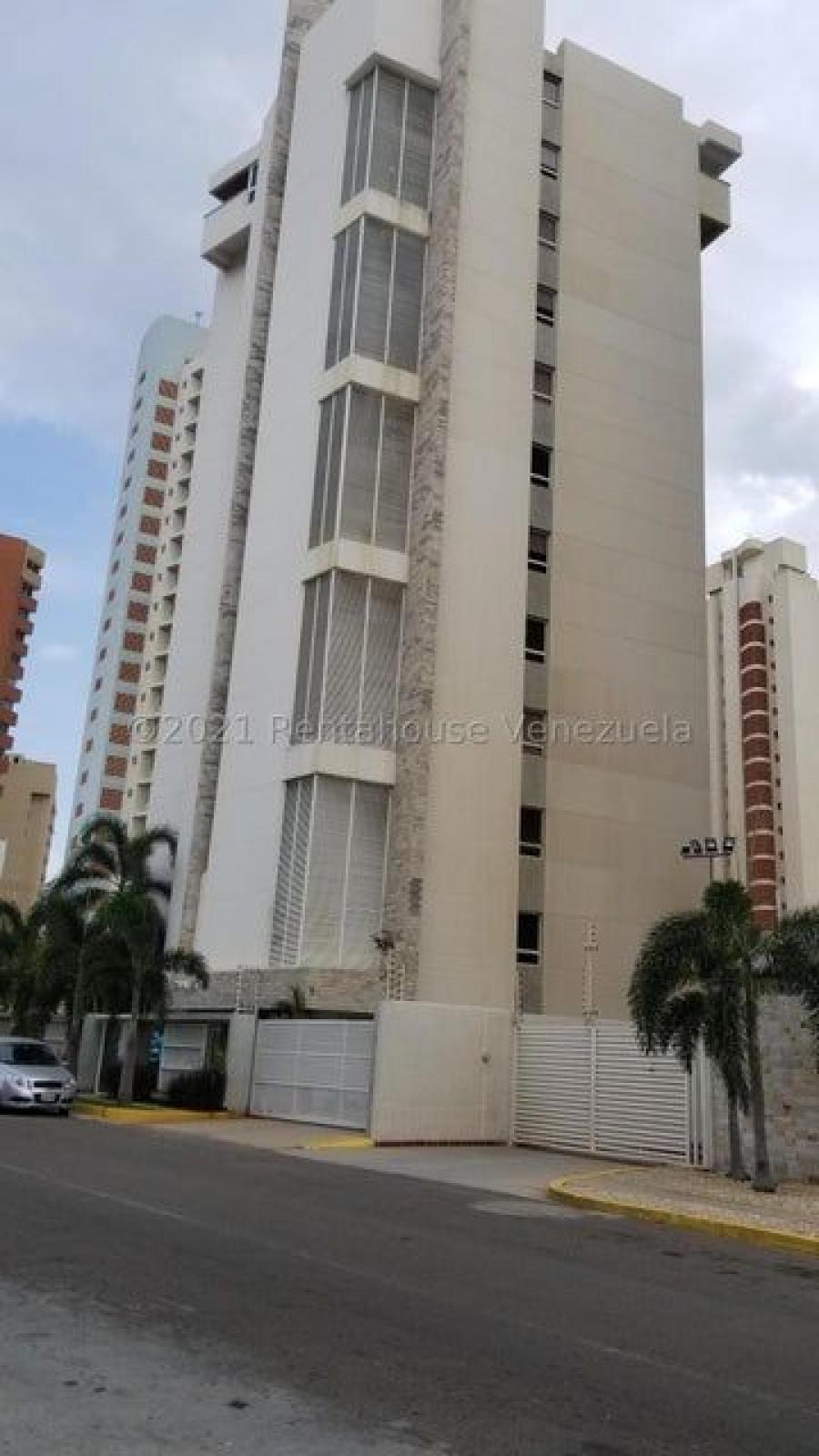 Foto Apartamento en Venta en Maracaibo, Zulia - U$D 260.000 - APV196120 - BienesOnLine