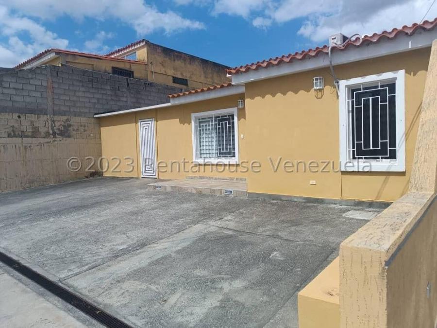 Foto Casa en Venta en Cabudare, Lara - U$D 28.000 - CAV197624 - BienesOnLine