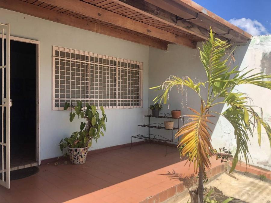 Foto Casa en Venta en Naguanagua, Carabobo - U$D 25.000 - CAV160835 - BienesOnLine