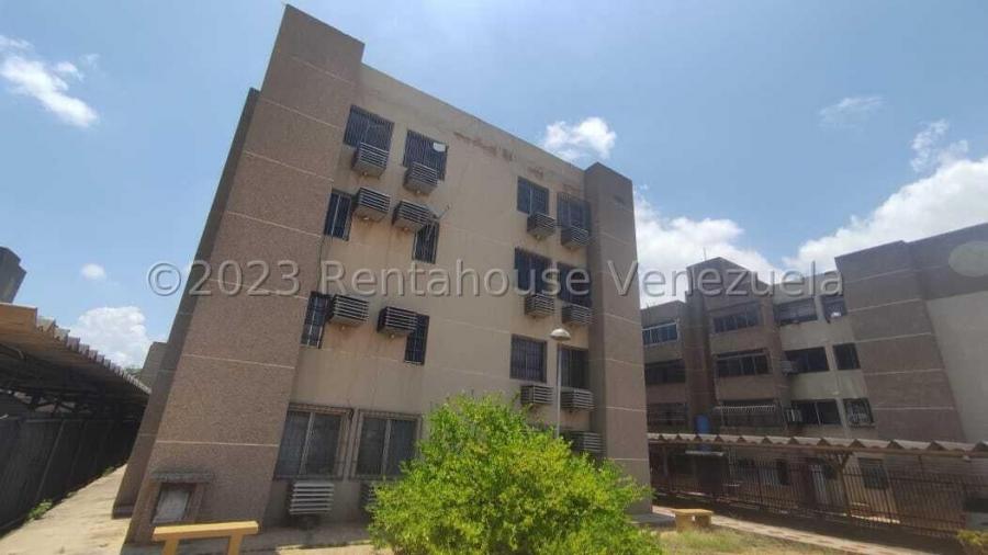 Foto Apartamento en Venta en Maracaibo, Zulia - U$D 15.000 - APV209687 - BienesOnLine