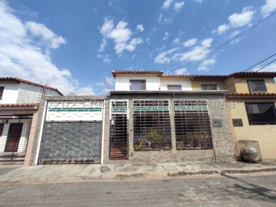 Foto Casa en Venta en Maracay, Aragua - U$D 20.000 - CAV207406 - BienesOnLine