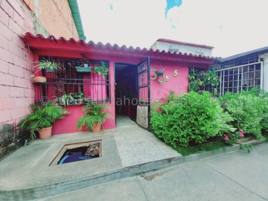Foto Casa en Venta en Maracay, Aragua - U$D 12.500 - CAV209500 - BienesOnLine