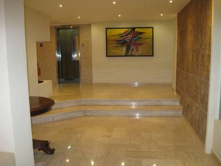 Foto Apartamento en Alquiler en La  Lago, Maracaibo, Zulia - BsF 5.500 - APA16408 - BienesOnLine