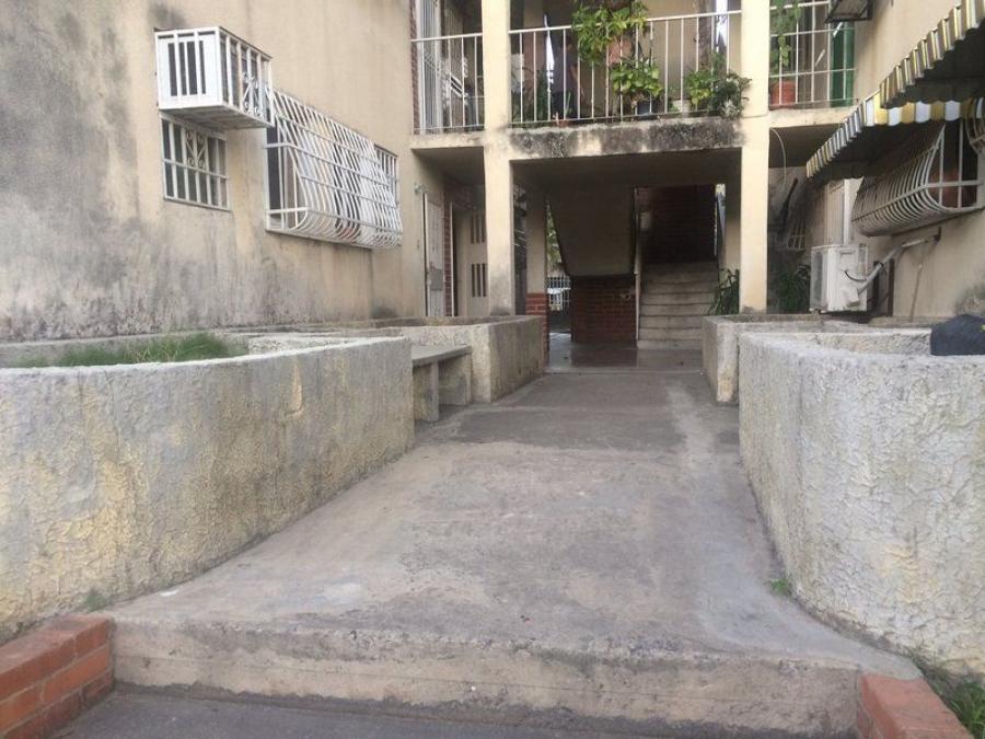 Foto Apartamento en Venta en El Limon, El Limn, Aragua - BsF 9.800 - APV123456 - BienesOnLine