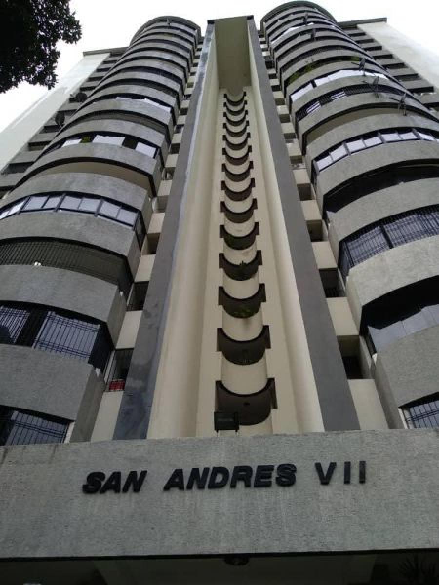 Foto Apartamento en Venta en valencia, CHIMENEAS, Carabobo - U$D 50.000 - APV127964 - BienesOnLine