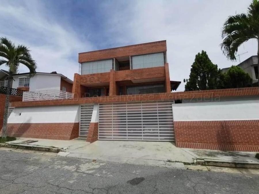 Foto Casa en Venta en Baruta, Municipio Baruta, Los Samanes, Distrito Federal - U$D 300.000 - CAV204145 - BienesOnLine