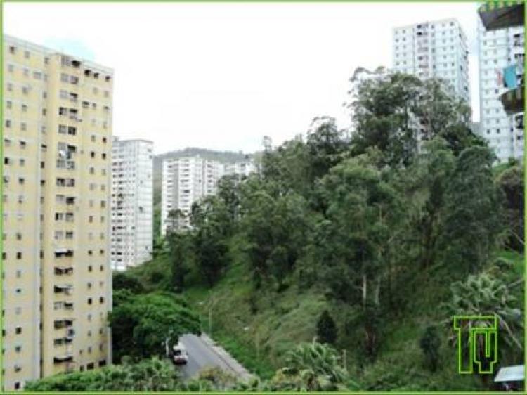Foto Apartamento en Venta en Urb. Queseras del Medio, Caricuao, Distrito Federal - BsF 420.000 - APV22907 - BienesOnLine