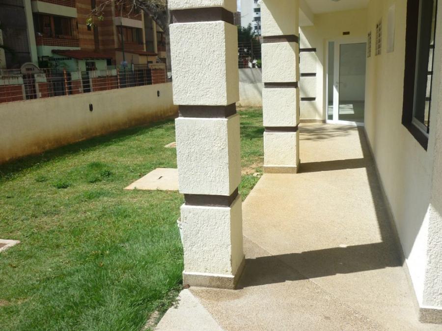 Foto Apartamento en Venta en Los Nisperos, Valencia, Carabobo - U$D 25.000 - APV155009 - BienesOnLine