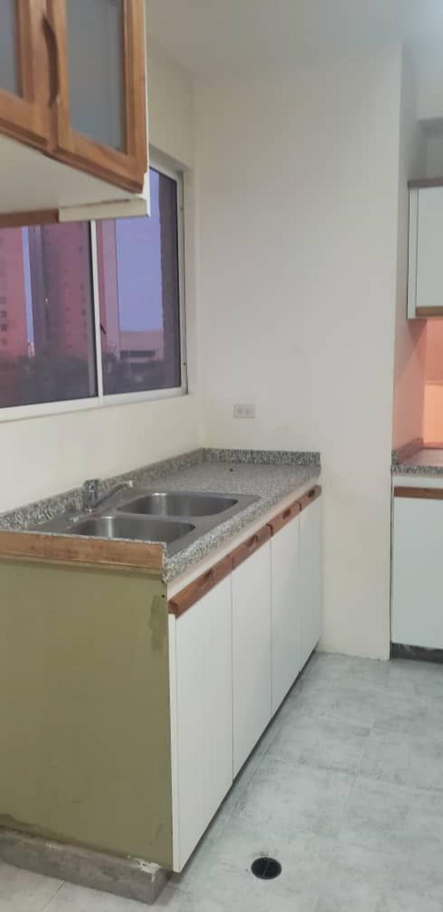 Foto Apartamento en Alquiler en Valle Fro, Zulia - BsF 200 - APA123150 - BienesOnLine