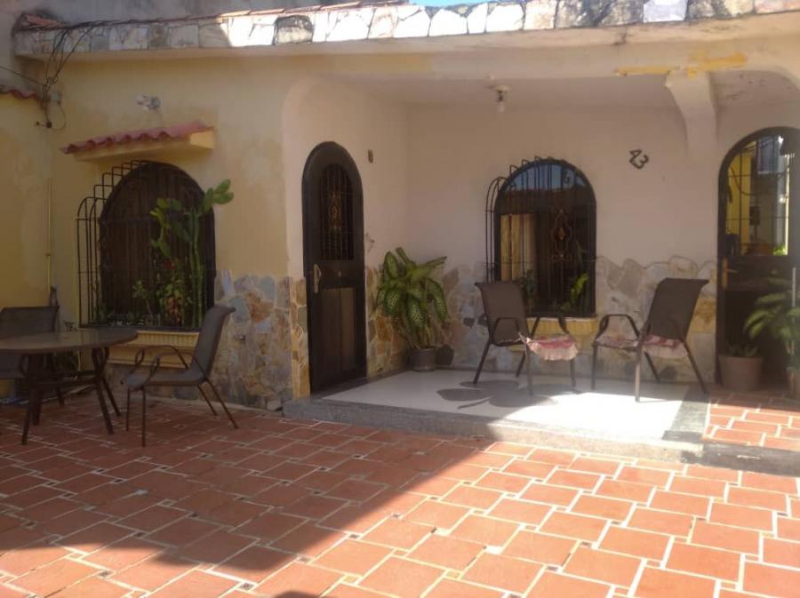 Foto Casa en Venta en LOS APAMATES, Guacara, Carabobo - U$D 15.000 - CAV190049 - BienesOnLine