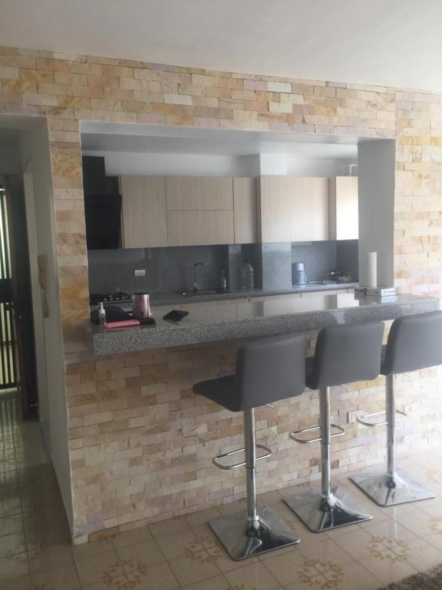 Foto Apartamento en Venta en NAGUANAGUA, Naguanagua, Carabobo - U$D 21.000 - APV190629 - BienesOnLine