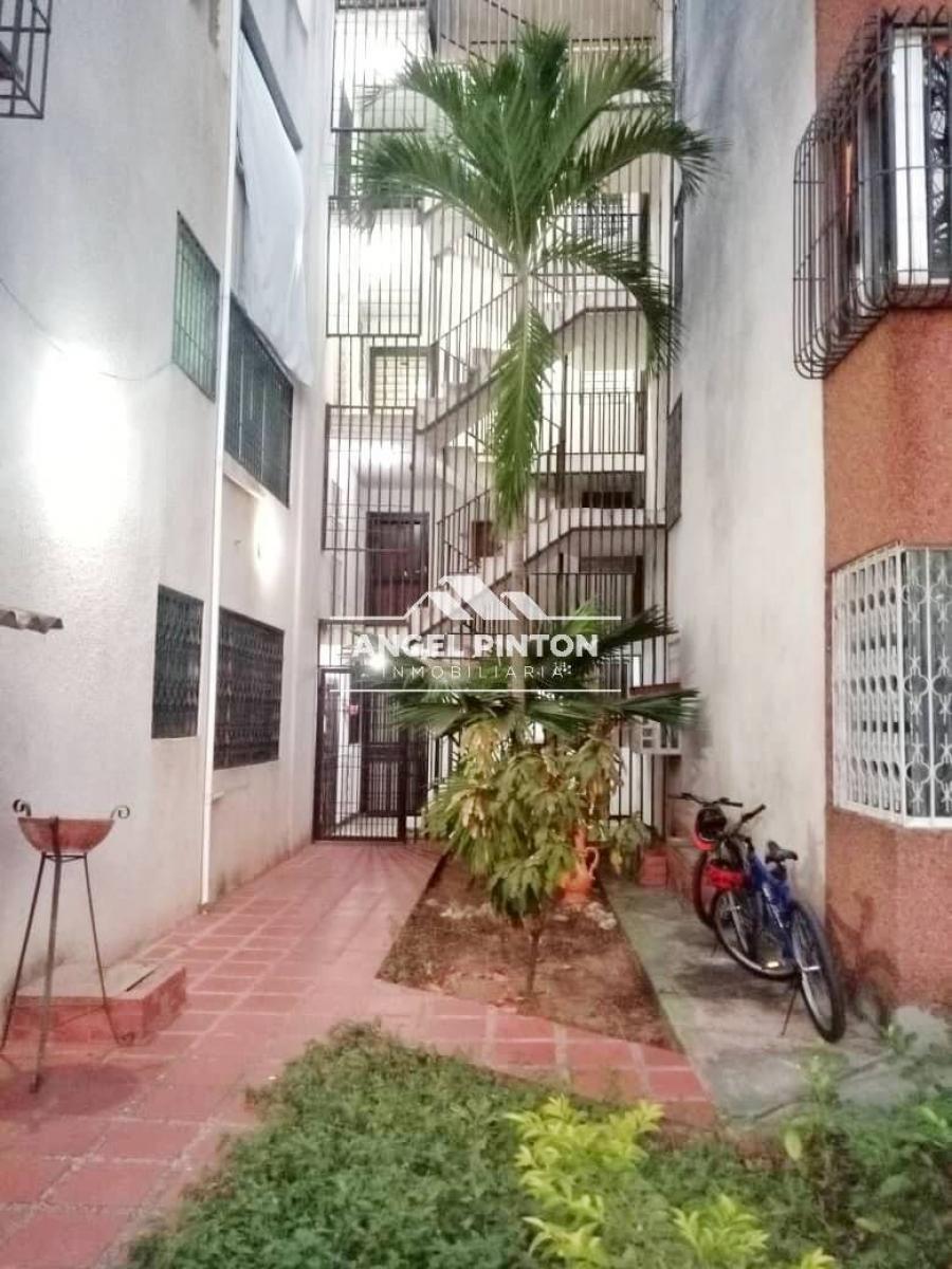 Foto Apartamento en Venta en Maracaibo, Zulia - U$D 8.500 - APV213640 - BienesOnLine