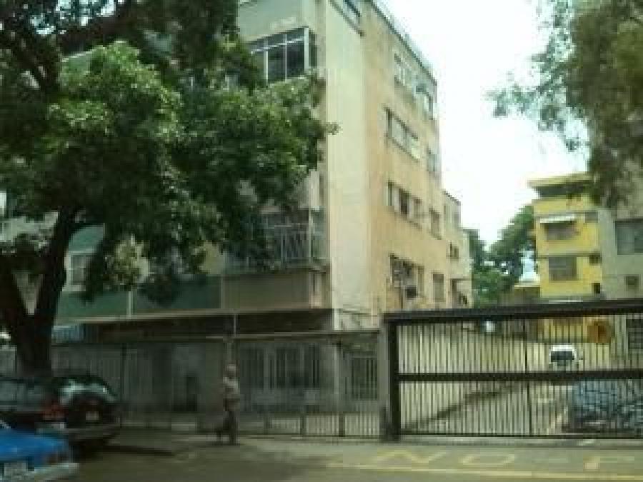 Foto Apartamento en Venta en LIBERTADOR, URB SANTA MONICA, Distrito Federal - U$D 34.500 - APV132438 - BienesOnLine