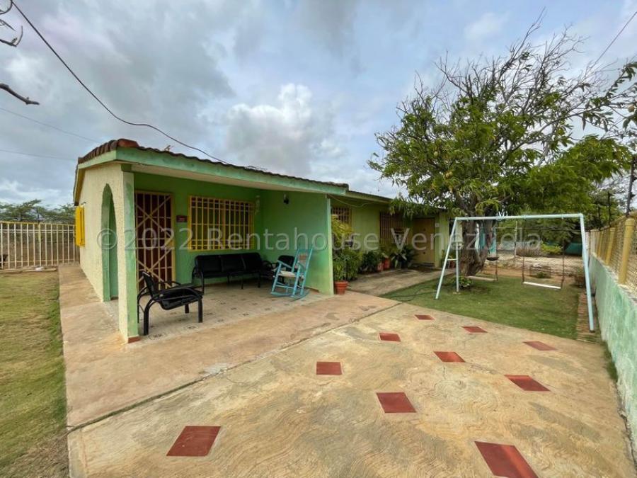 Foto Casa en Venta en INTERCOMUNAL CORO LA VELA, Coro, Falcn - U$D 14.000 - CAV179775 - BienesOnLine