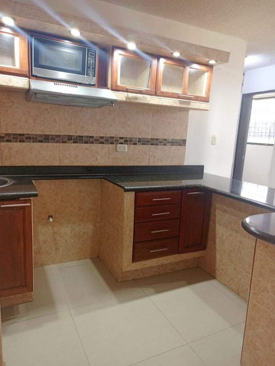 Foto Apartamento en Alquiler en Los Guayos, Carabobo - U$D 130 - APA225208 - BienesOnLine