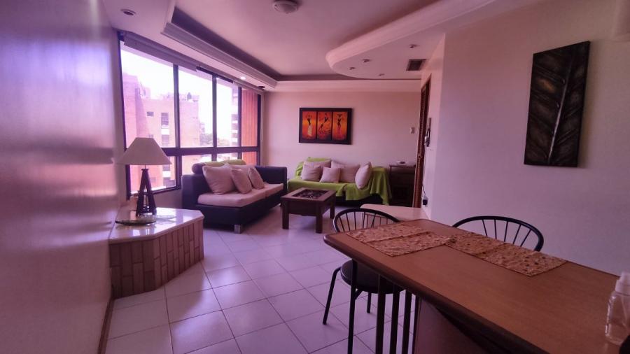 Foto Apartamento en Alquiler en El Milagro, Maracaibo, Zulia - U$D 250 - APA213904 - BienesOnLine