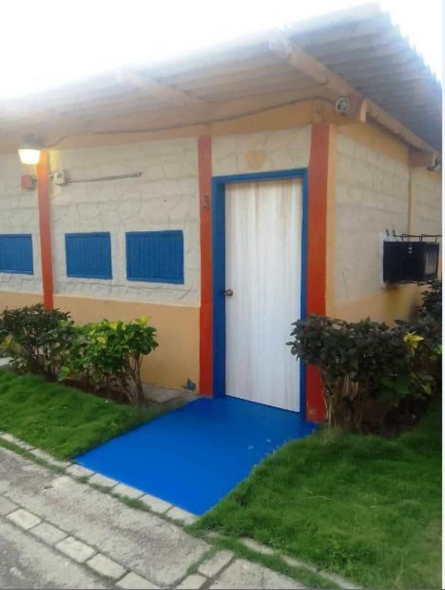 Foto Hotel en Alojamiento en Av. La Playa, Puerto Cabello, Carabobo - U$D 50 - HOA185552 - BienesOnLine