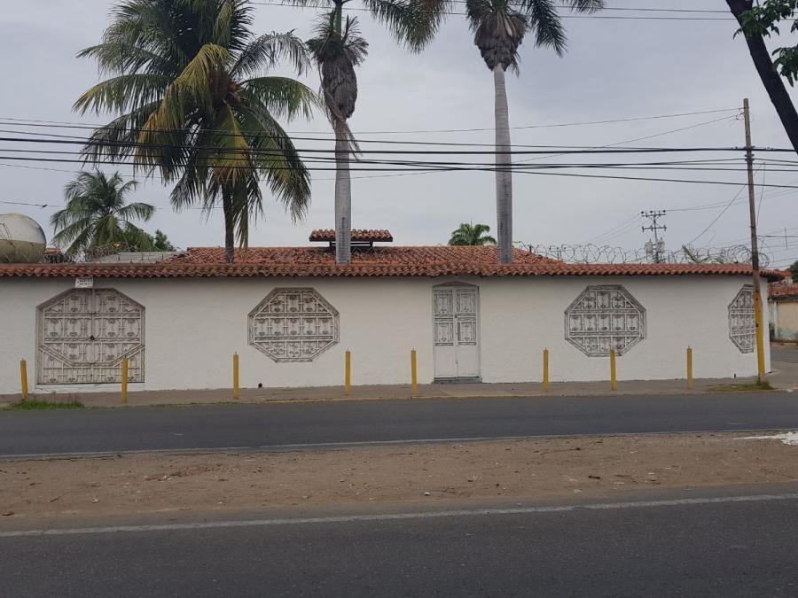 Foto Casa en Alquiler en El carmen, AV. CUMANAGOTO, Anzotegui - U$D 350 - CAA164357 - BienesOnLine