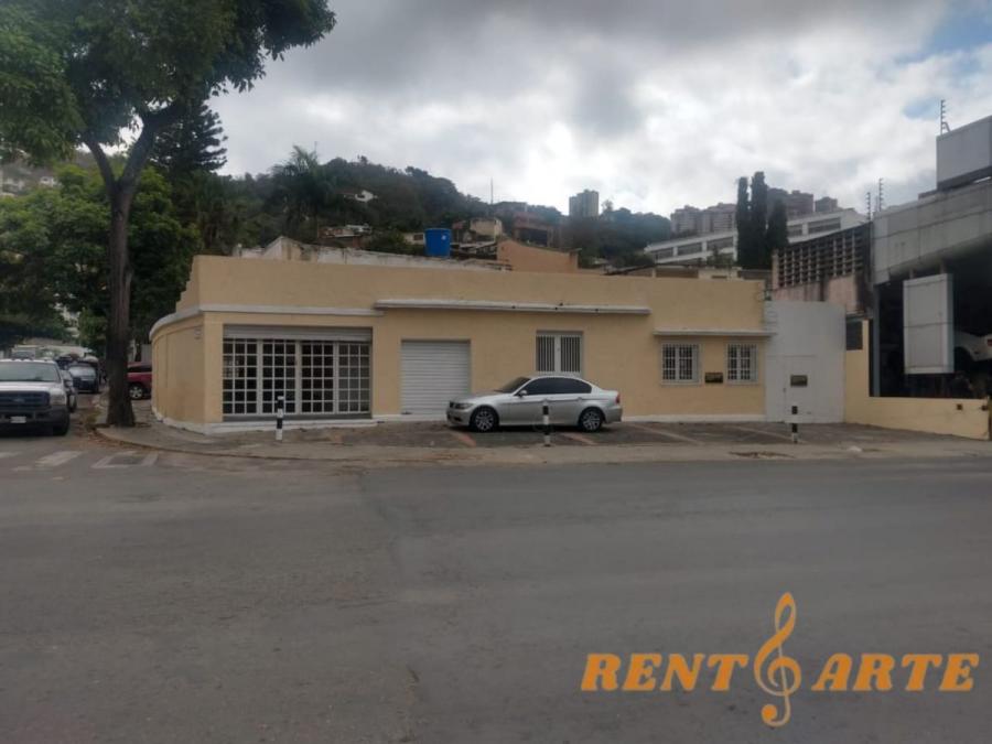 Foto Casa en Alquiler en Municipio Libertador, Urbanizacin Los Chaguaramos, Distrito Federal - U$D 7.000 - CAA225186 - BienesOnLine