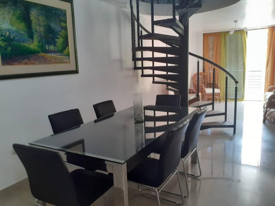 Foto Apartamento en Alquiler en Valencia, Valencia, Carabobo - U$D 380 - APA211727 - BienesOnLine