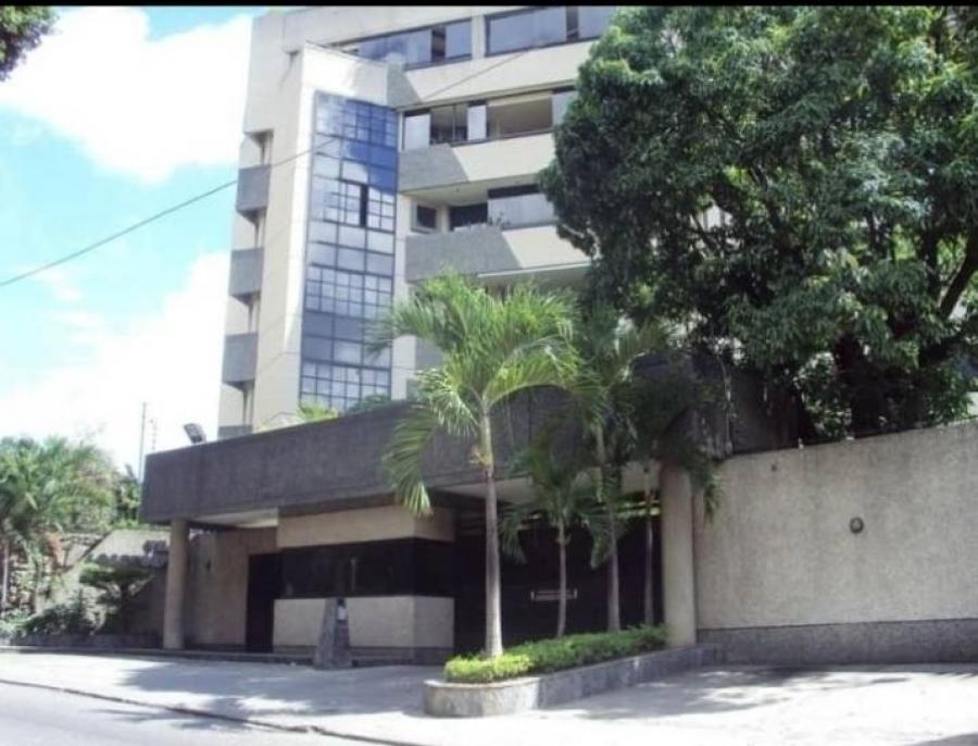 Foto Apartamento en Alquiler en Campo Alegre, Caracas, Distrito Federal - U$D 1.800 - APA188438 - BienesOnLine