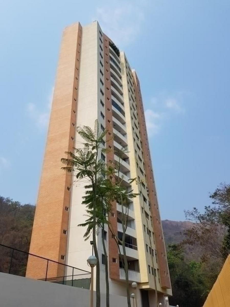 Foto Apartamento en Alquiler en Valencia, Carabobo - U$D 1.000 - APA205190 - BienesOnLine