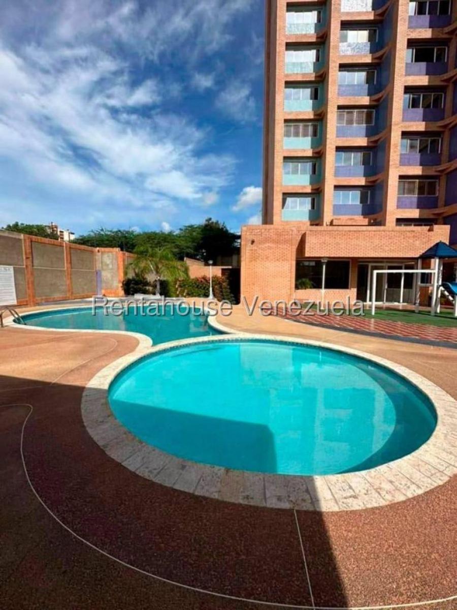 Foto Apartamento en Alquiler en Maracaibo, Zulia - U$D 560 - APA254372 - BienesOnLine