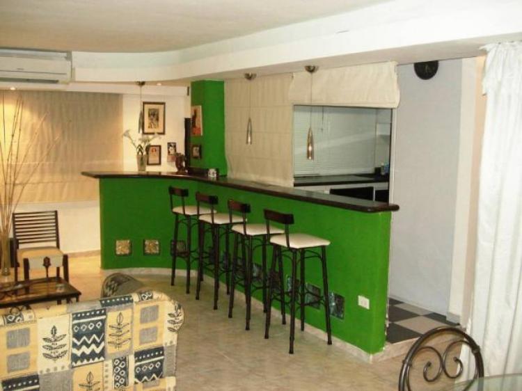Foto Apartamento en Alquiler en Base Aragua, Maracay, Aragua - BsF 5.500 - APA22609 - BienesOnLine