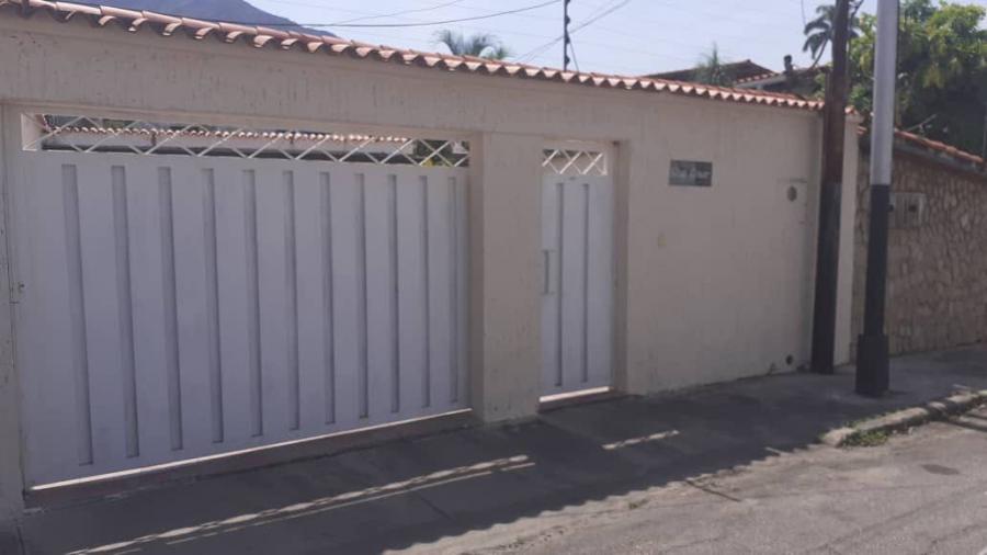 Foto Casa en Alquiler en Las Delicias, Maracay, Aragua - U$D 800 - CAA159916 - BienesOnLine